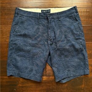 Abercrombie & Fitch Dark Blue Leaf Print Shorts
